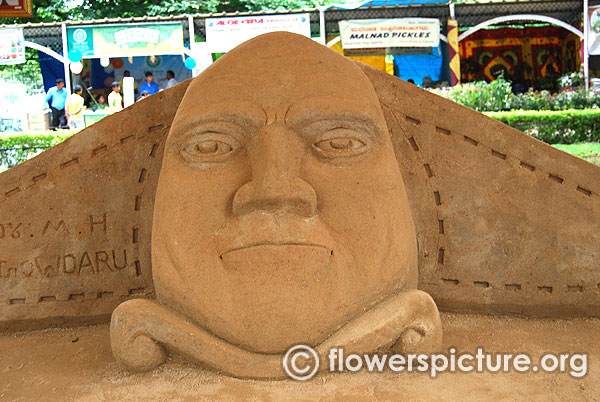 Sand sculpture of m h marigowda father horticulture karnataka