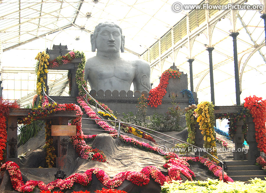 Ooty flower show 2017-floral replica of mahabalipuram