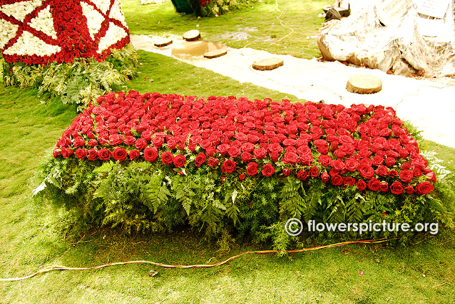 Bed with Red Roses