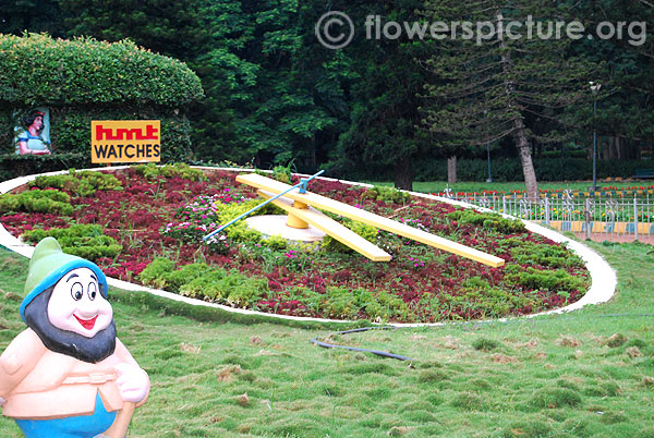 Floral clock