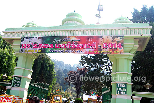 Ooty botanical garden entrance & Timings