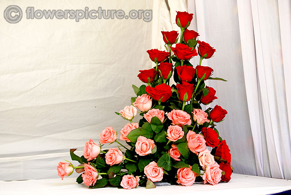 Pink and red rose bouquet